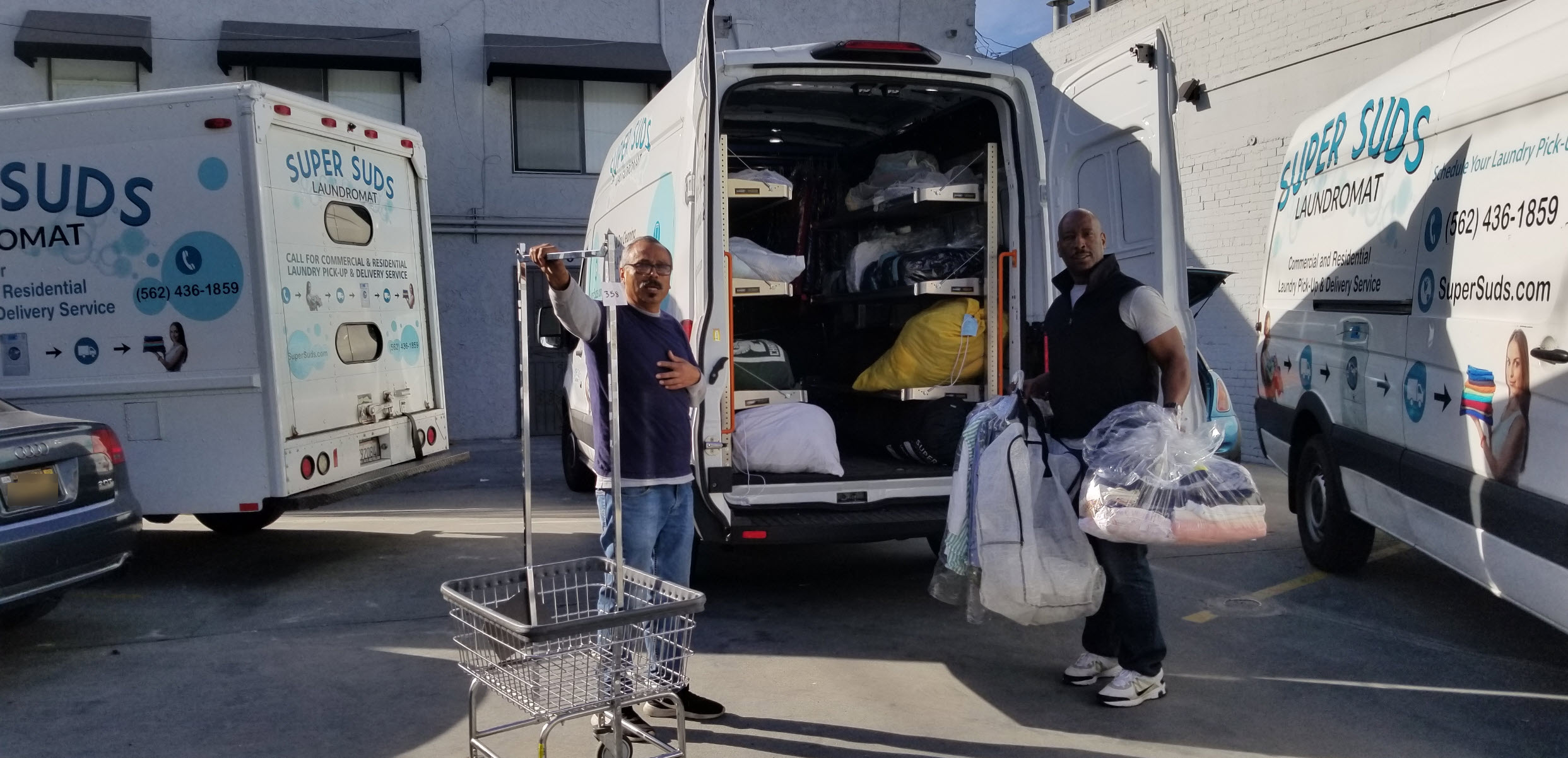 You are currently viewing How to Start and Grow Your Laundry Pickup and Delivery Service